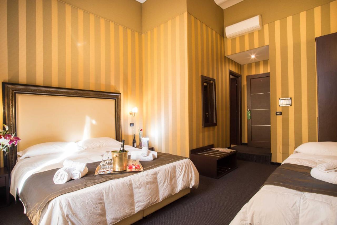 Domus Romantica ภายนอก รูปภาพ